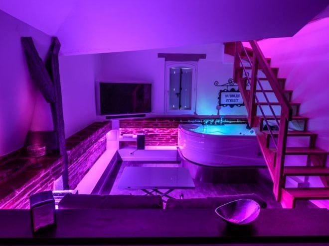 L'Antre Vue - Jacuzzi Au Chateau Belberaud ภายนอก รูปภาพ