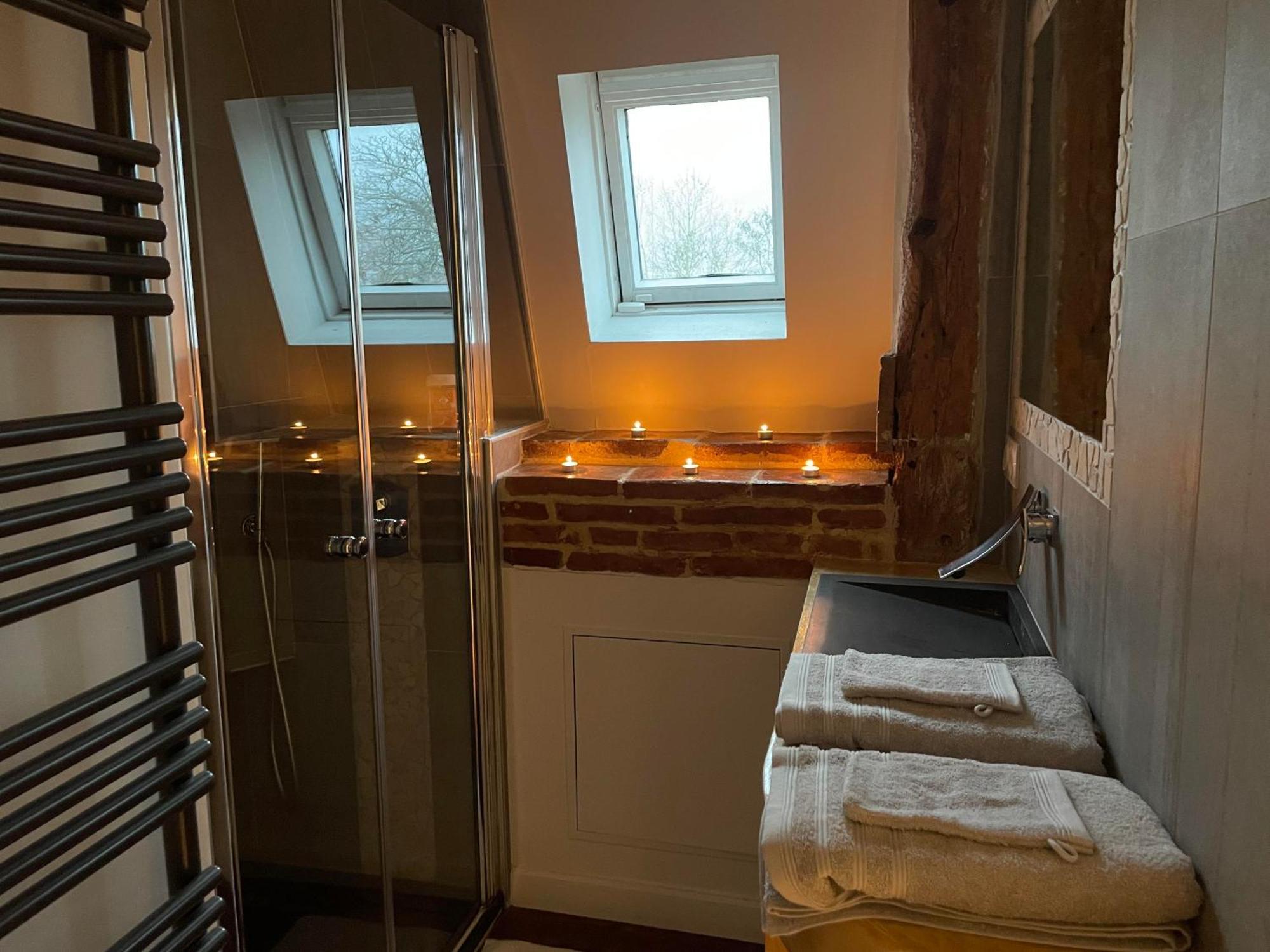 L'Antre Vue - Jacuzzi Au Chateau Belberaud ภายนอก รูปภาพ